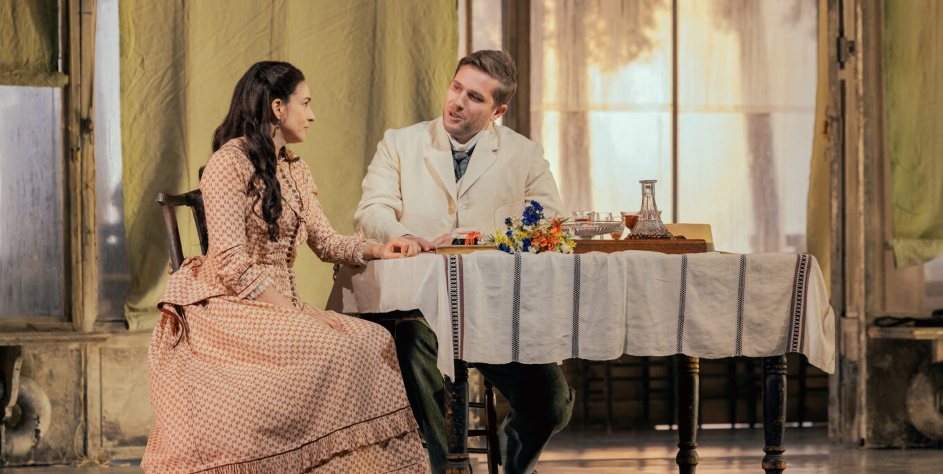 tło Eugeniusz Oniegin 2.05 MET OPERA LIVE IN HD. 